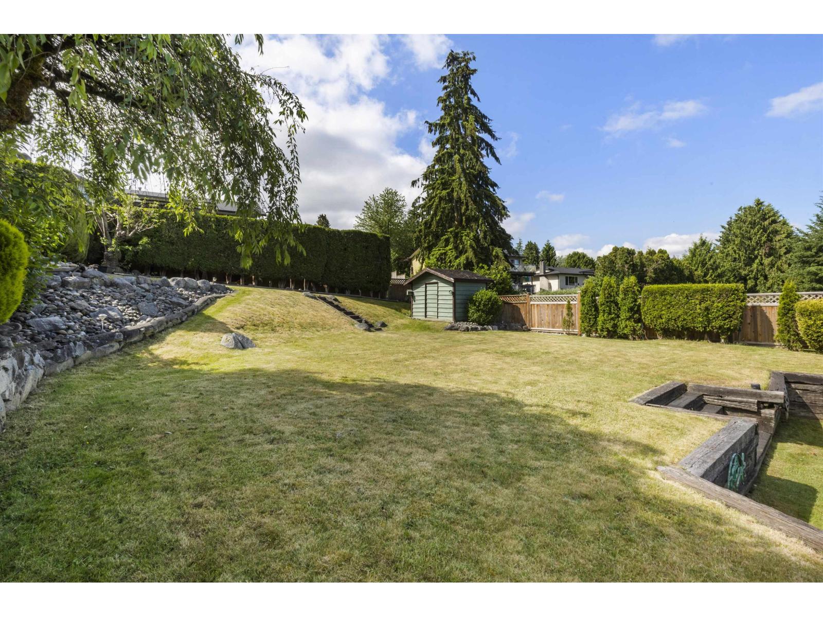 Photo 21 of 13512 Crestview Drive, Surrey BC
