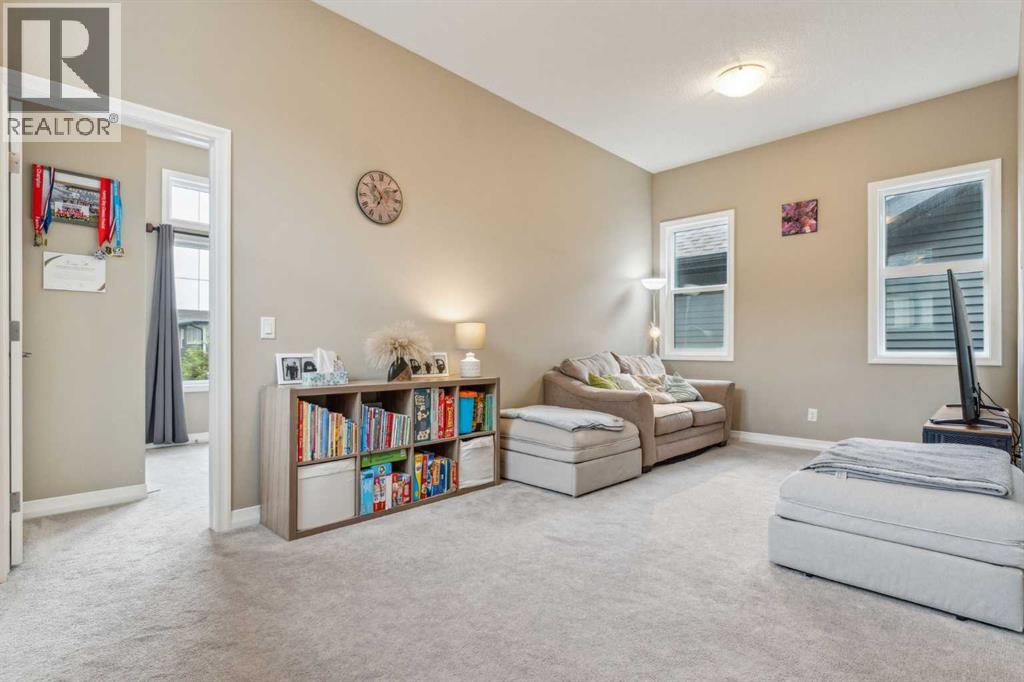Photo 15 of 111 Buckskin Way, Cochrane AB
