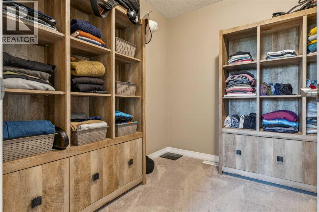 Photo 22 of 111 Buckskin Way, Cochrane AB