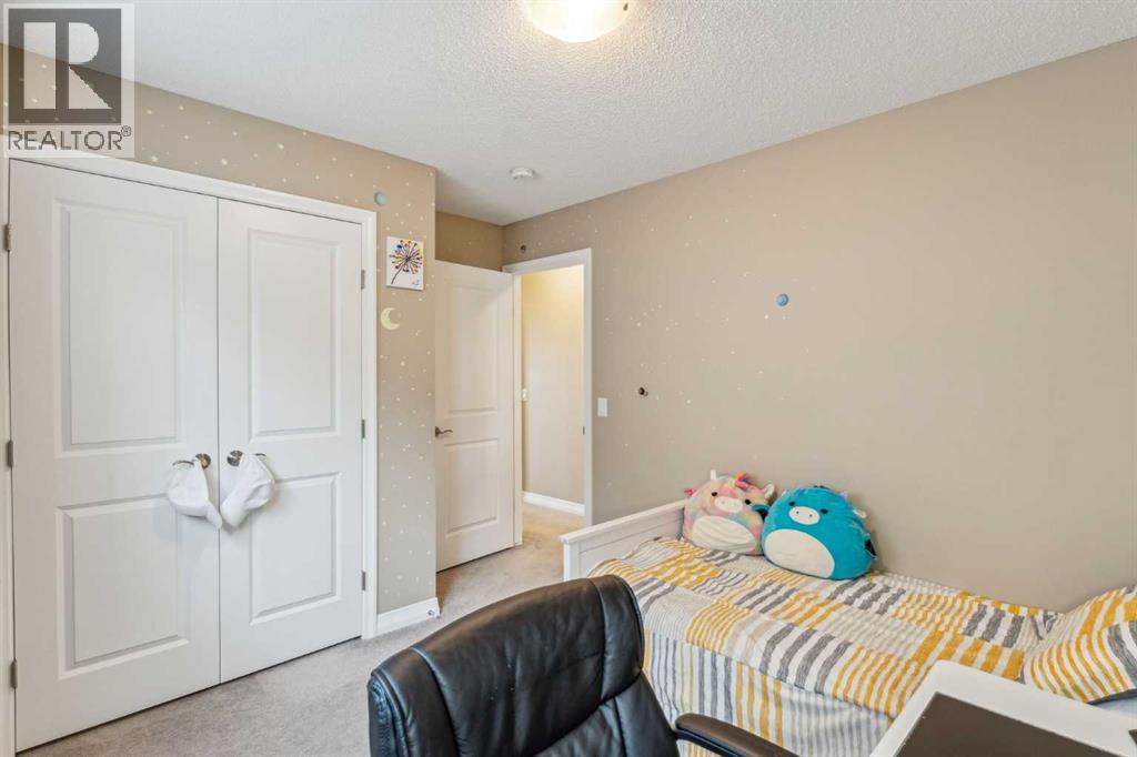 Photo 25 of 111 Buckskin Way, Cochrane AB