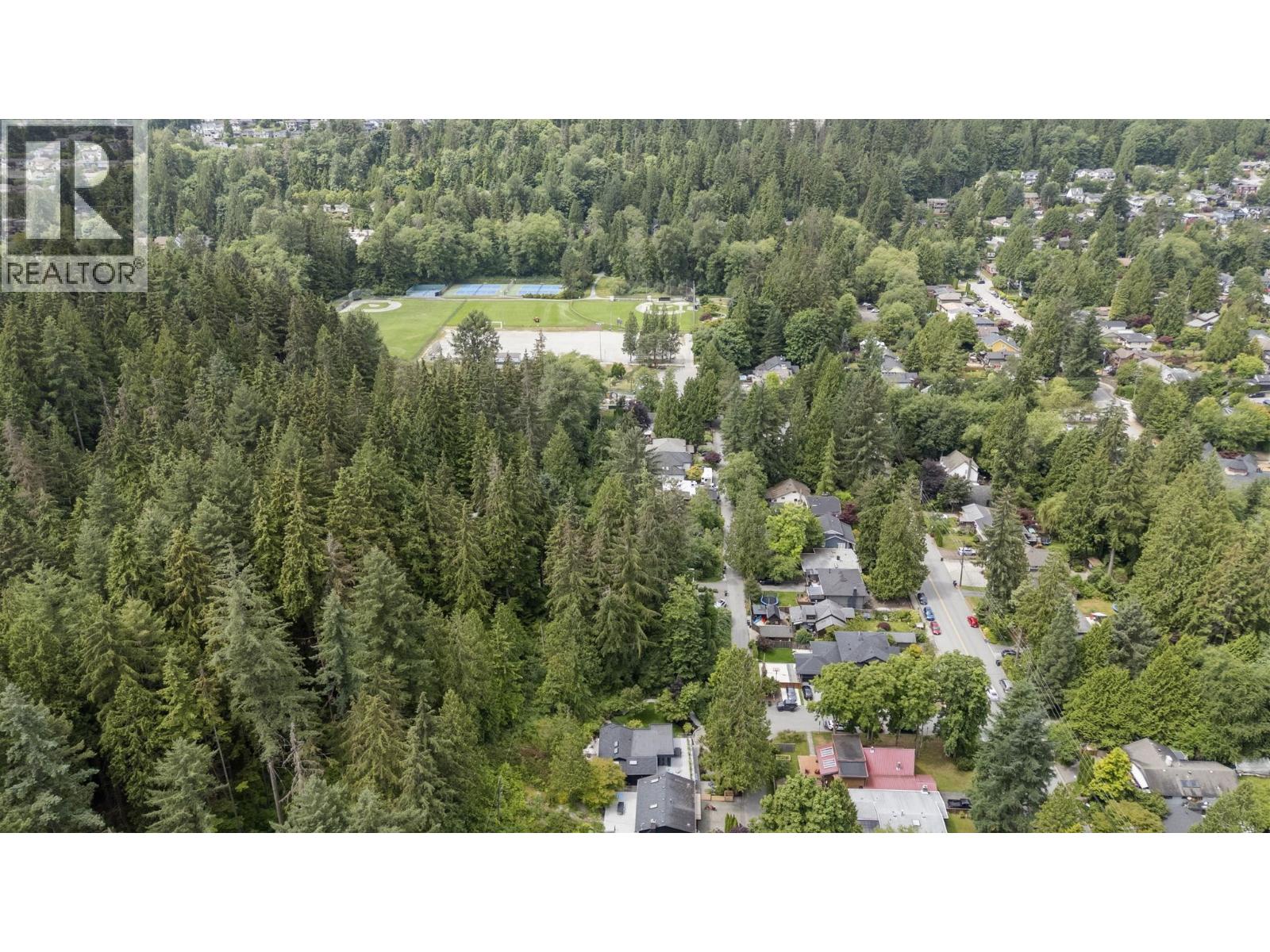 Photo 34 of 4507 Summerside Lane, North Vancouver BC