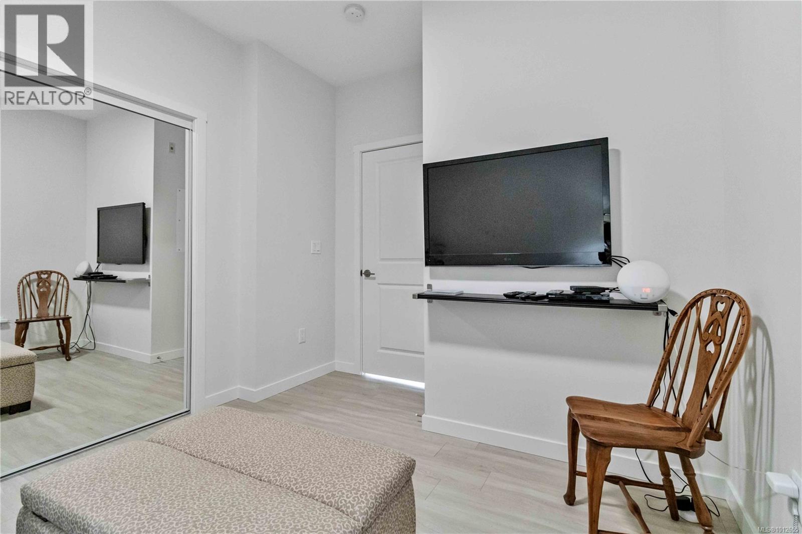 Photo 26 of 407 842 Orono Ave, Langford BC