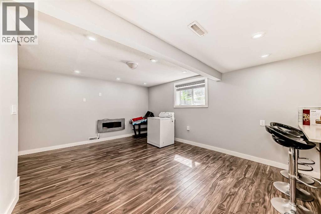 Photo 38 of 42 Taraglen Road Ne, Calgary AB