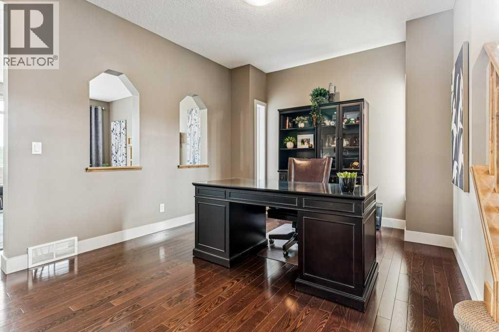Photo 13 of 16 Royal Oak Cape Nw, Calgary AB