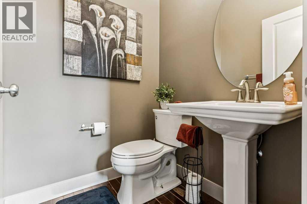 Photo 15 of 16 Royal Oak Cape Nw, Calgary AB
