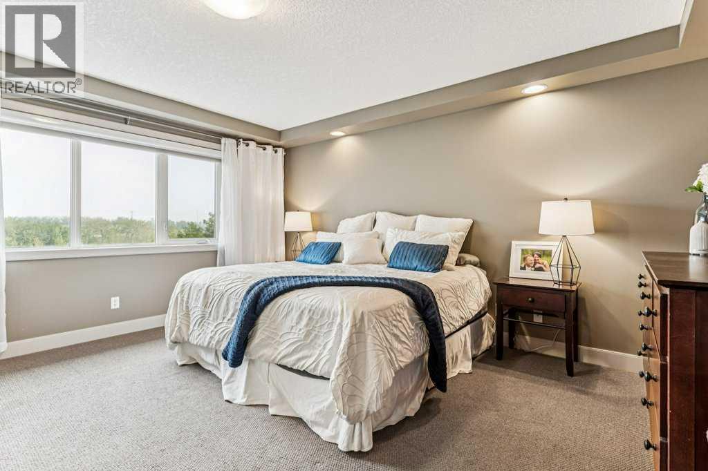 Photo 18 of 16 Royal Oak Cape Nw, Calgary AB