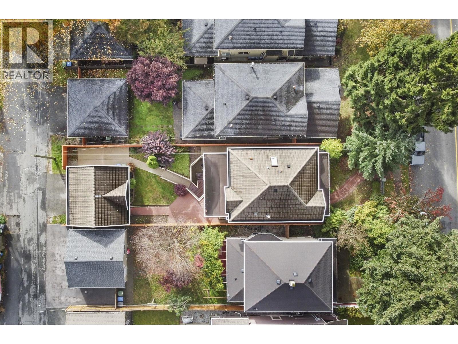 1110 EIGHTH AVENUE, New Westminster