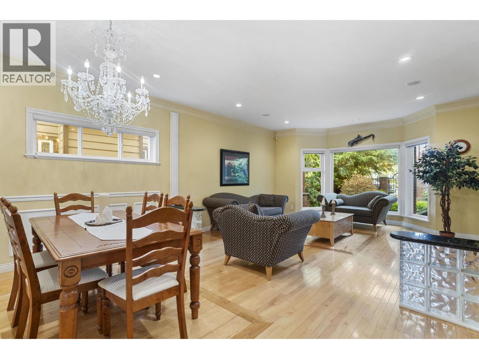 1110 EIGHTH AVENUE, New Westminster