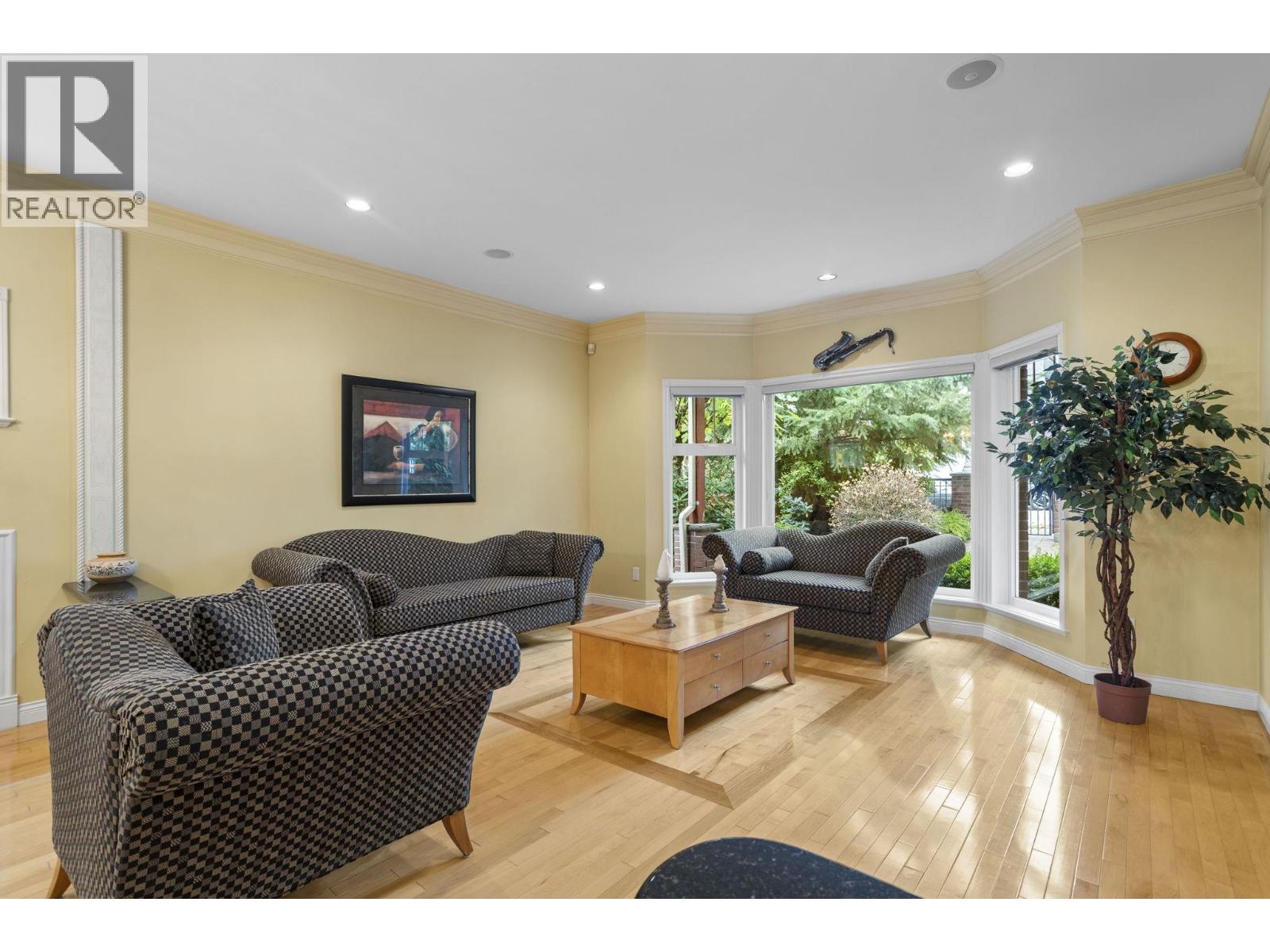 1110 EIGHTH AVENUE, New Westminster