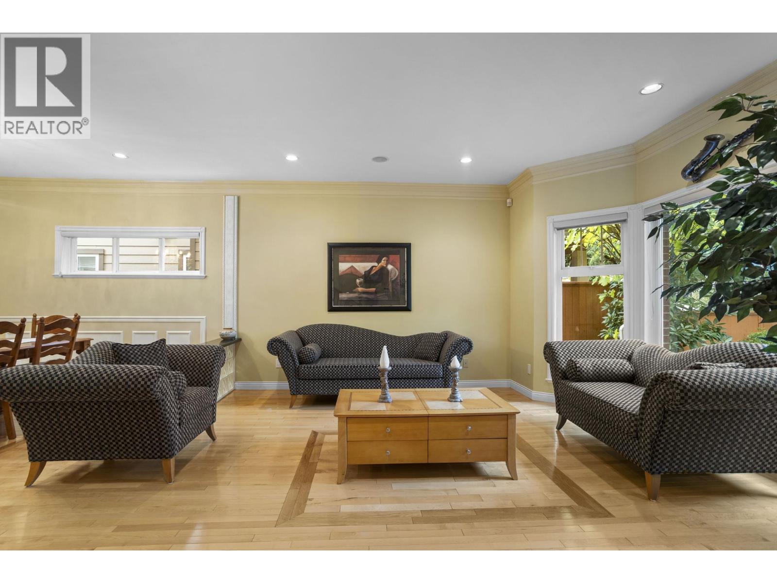 1110 EIGHTH AVENUE, New Westminster