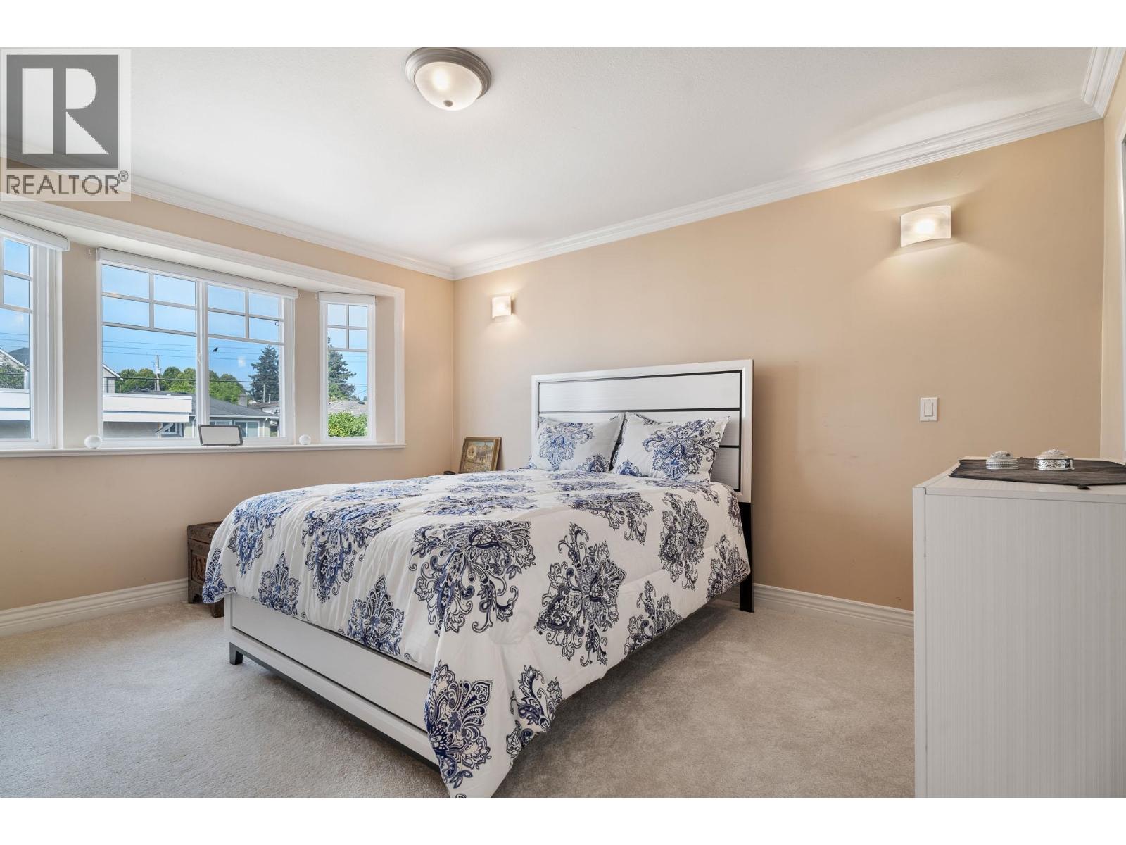 Photo 23 of 339 E 63rd Avenue, Vancouver BC