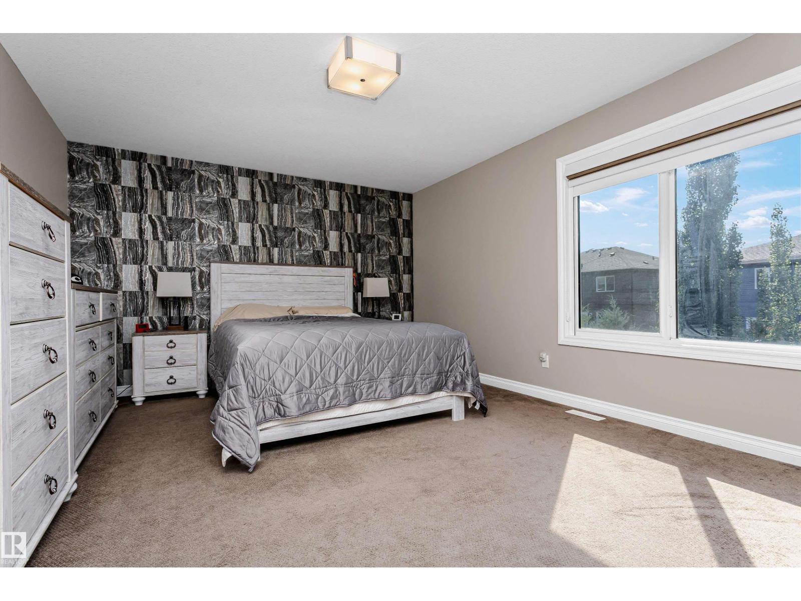 Photo 25 of 17523 12 Av Sw, Edmonton AB