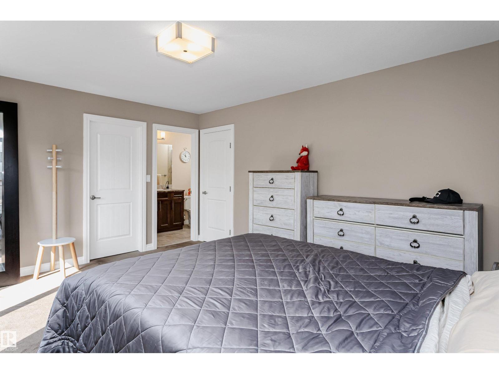 Photo 27 of 17523 12 Av Sw, Edmonton AB