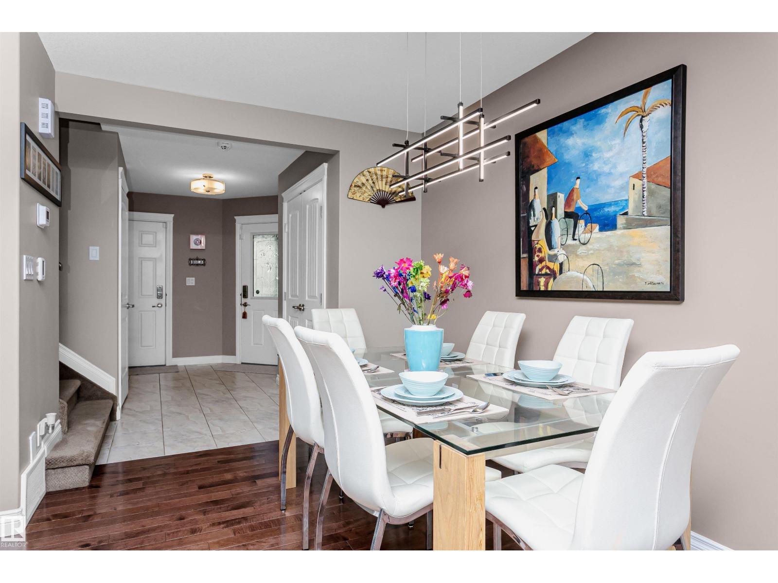 Photo 6 of 17523 12 Av Sw, Edmonton AB