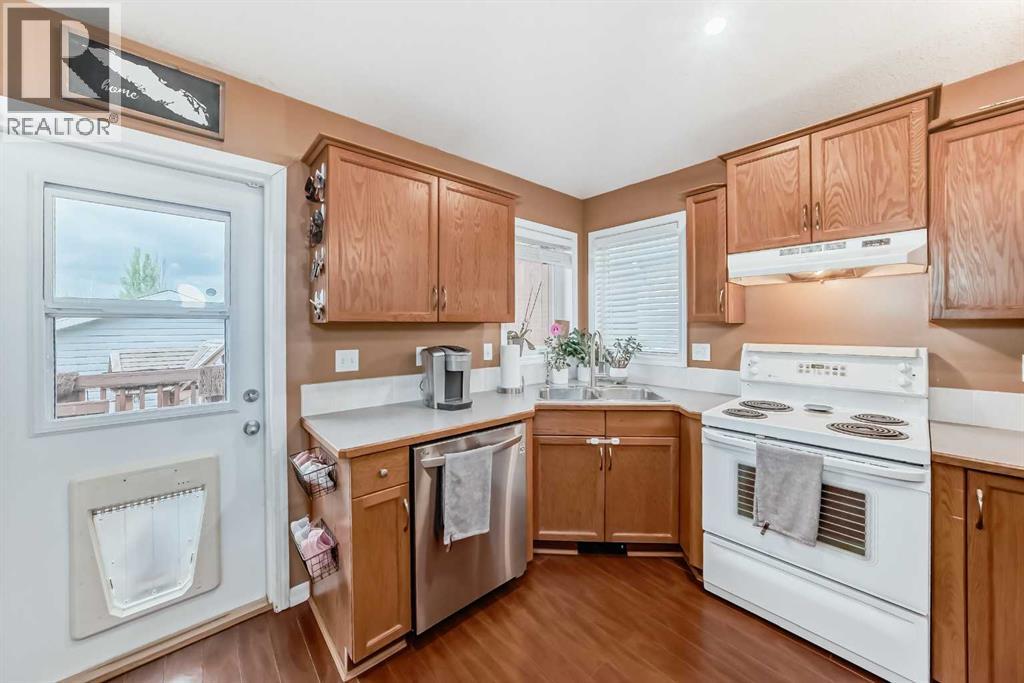 Photo 5 of 210 Uplands Boulevard N, Lethbridge AB