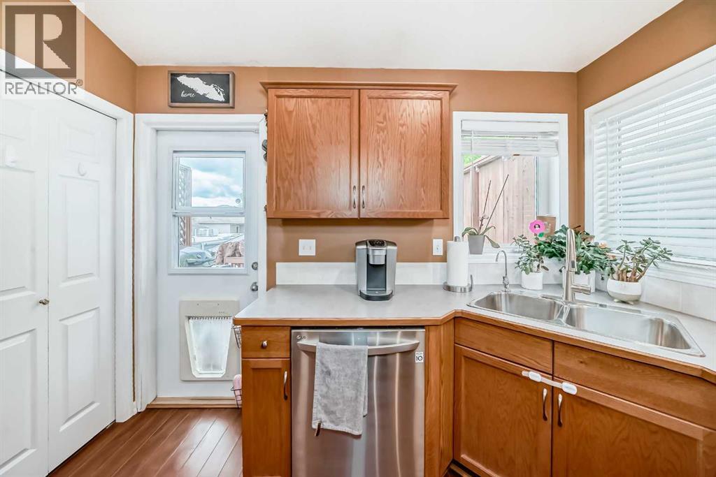 Photo 6 of 210 Uplands Boulevard N, Lethbridge AB