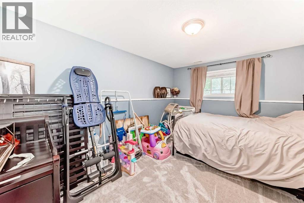 Photo 25 of 210 Uplands Boulevard N, Lethbridge AB