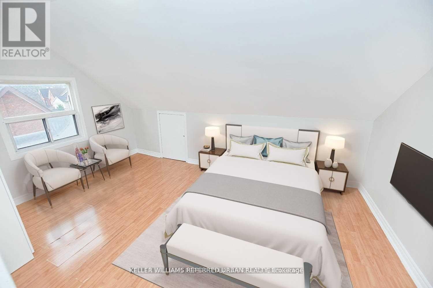 Photo 5 of Upper 559 Dufferin Street, Toronto ON