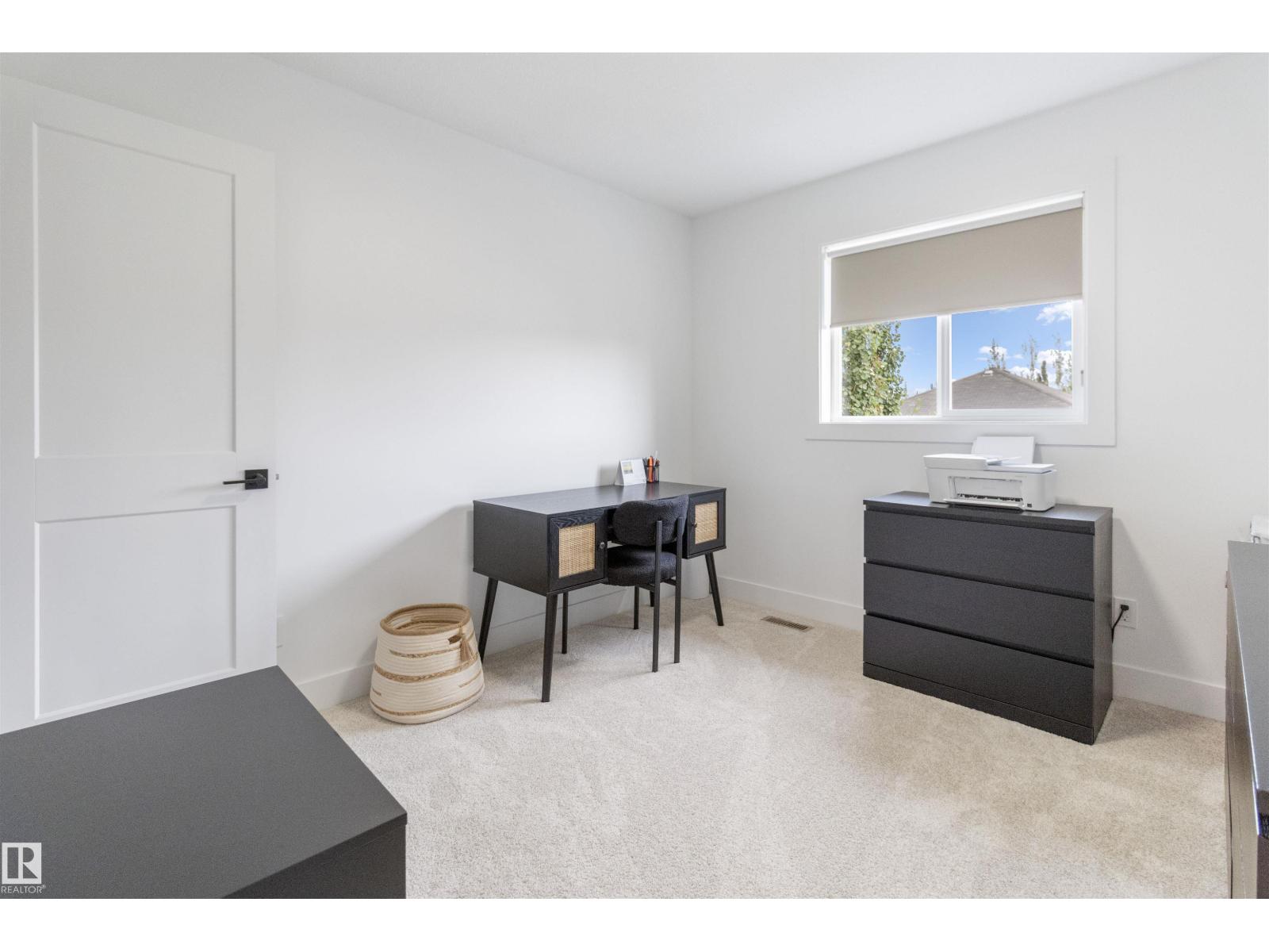 Photo 28 of 1063 Foxwood Cr, Sherwood Park AB