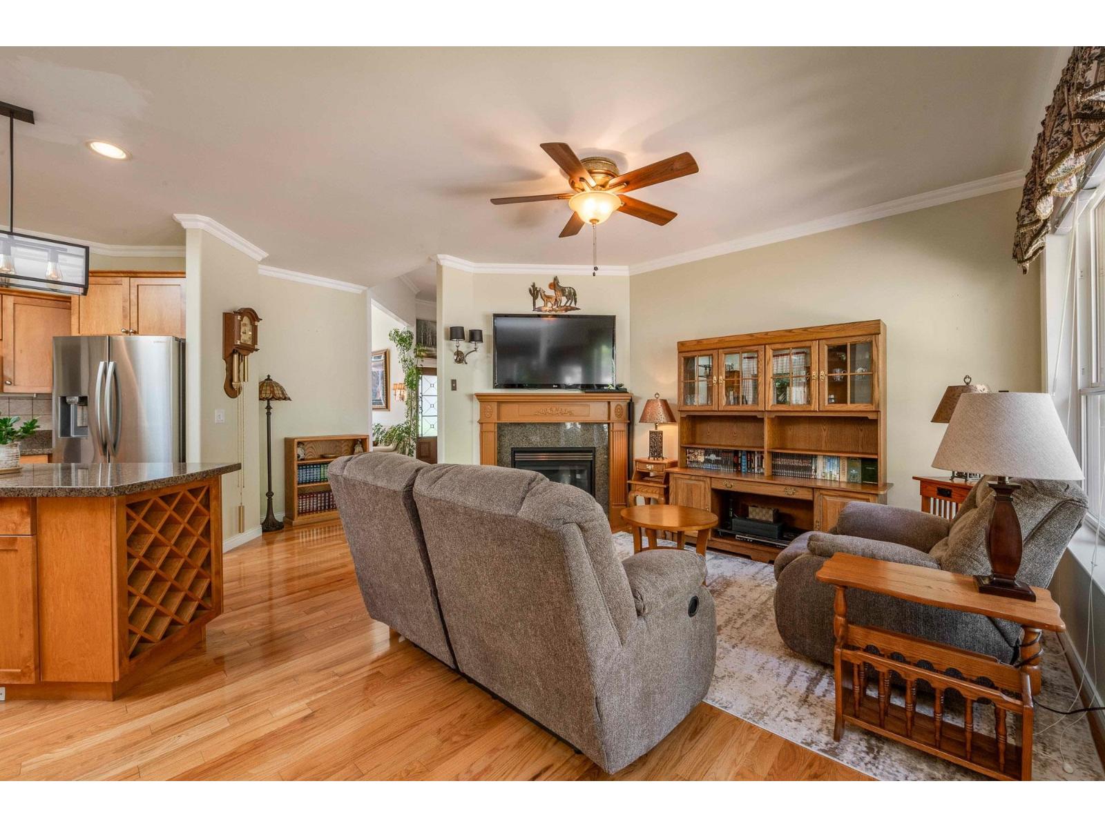 Photo 10 of 35311 Hibiscus Court, Abbotsford BC