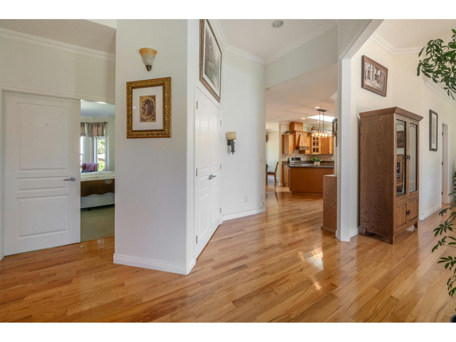 Photo 14 of 35311 Hibiscus Court, Abbotsford BC