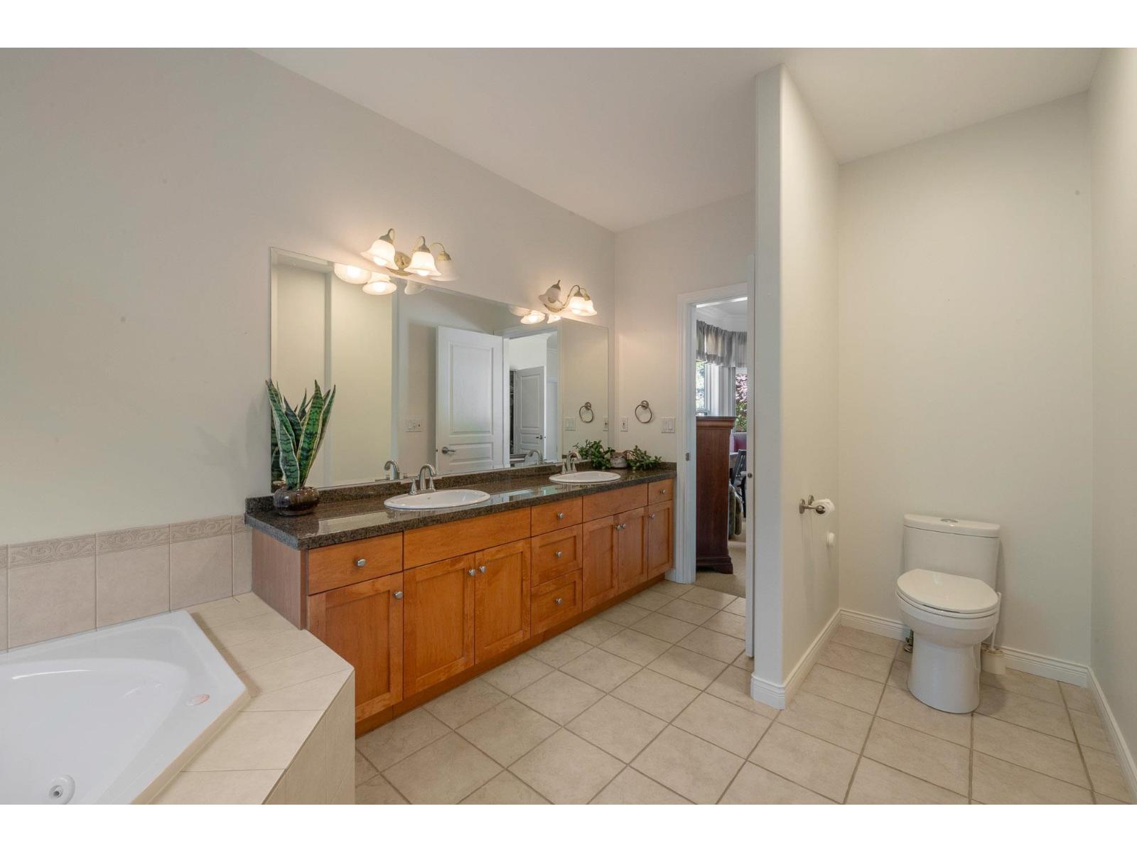 Photo 17 of 35311 Hibiscus Court, Abbotsford BC