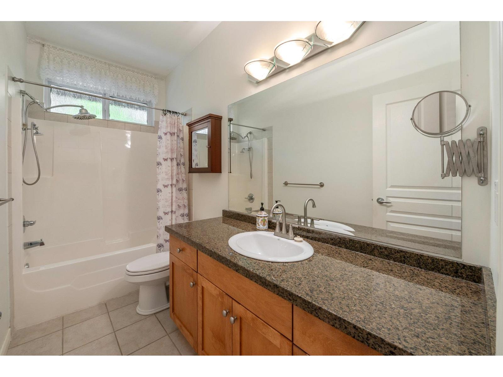 Photo 23 of 35311 Hibiscus Court, Abbotsford BC