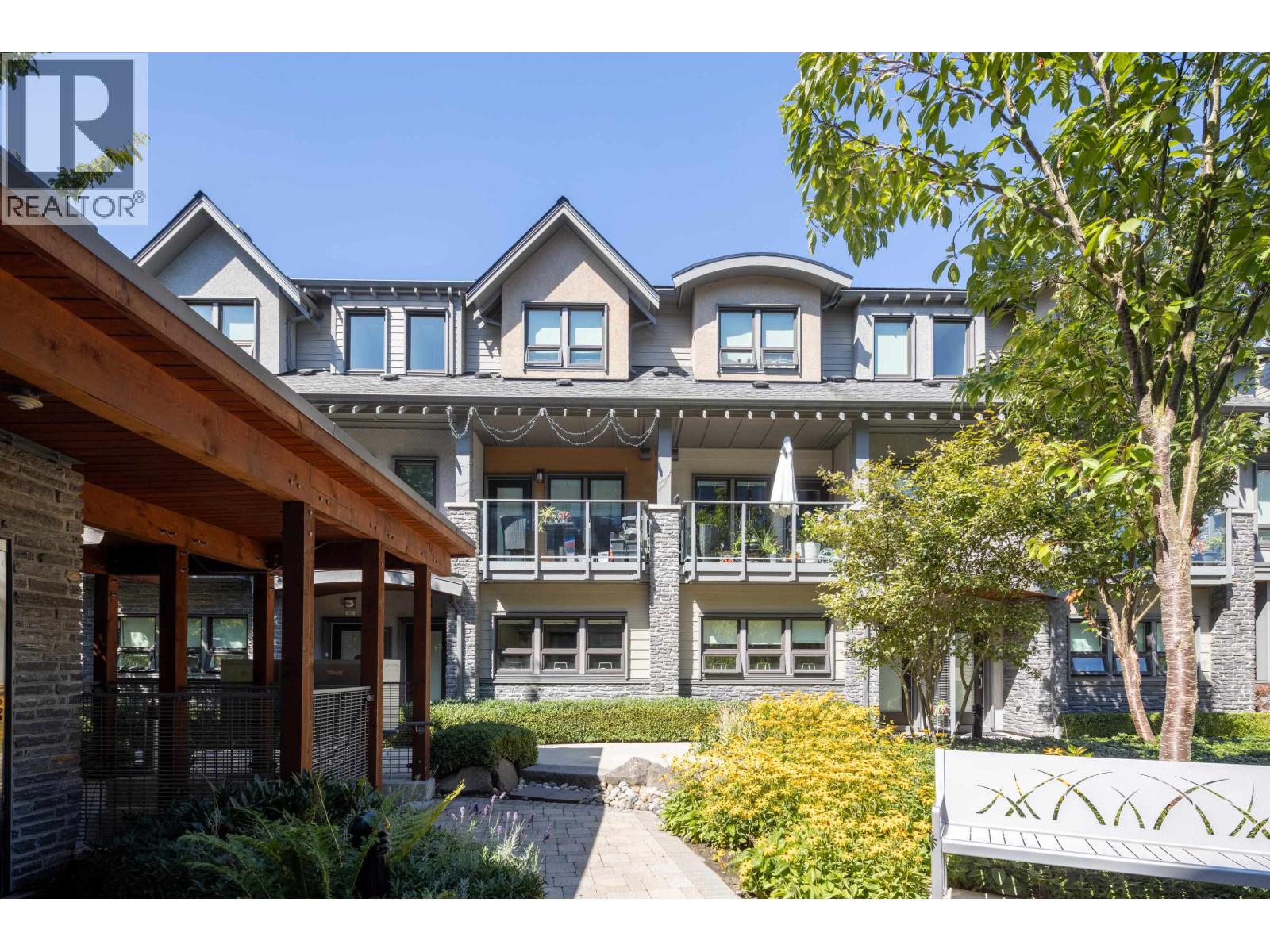 Photo 1 of 212 1738 55 A Street, Tsawwassen BC