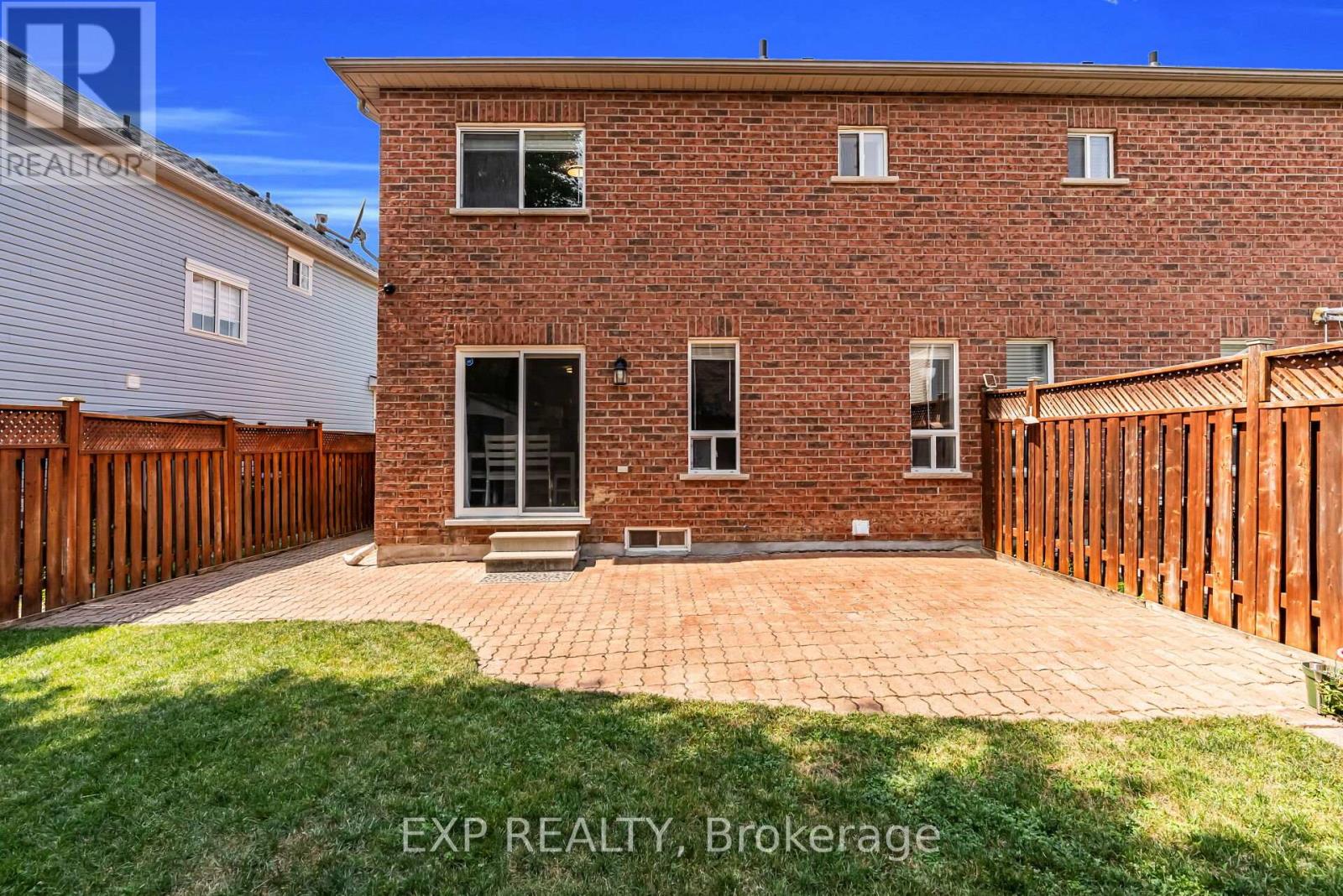 Photo 25 of 73 Viceroy Crescent, Brampton ON