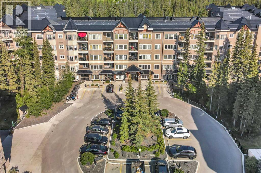 Photo 1 of 110 20 Discovery Ridge Close Sw, Calgary AB