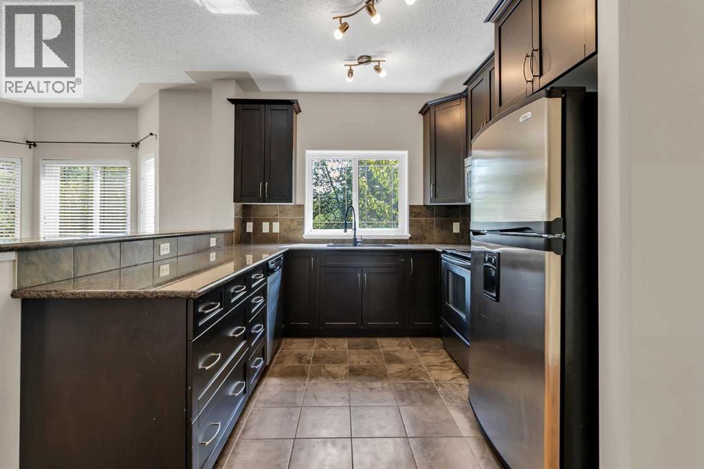 Photo 11 of 110 20 Discovery Ridge Close Sw, Calgary AB