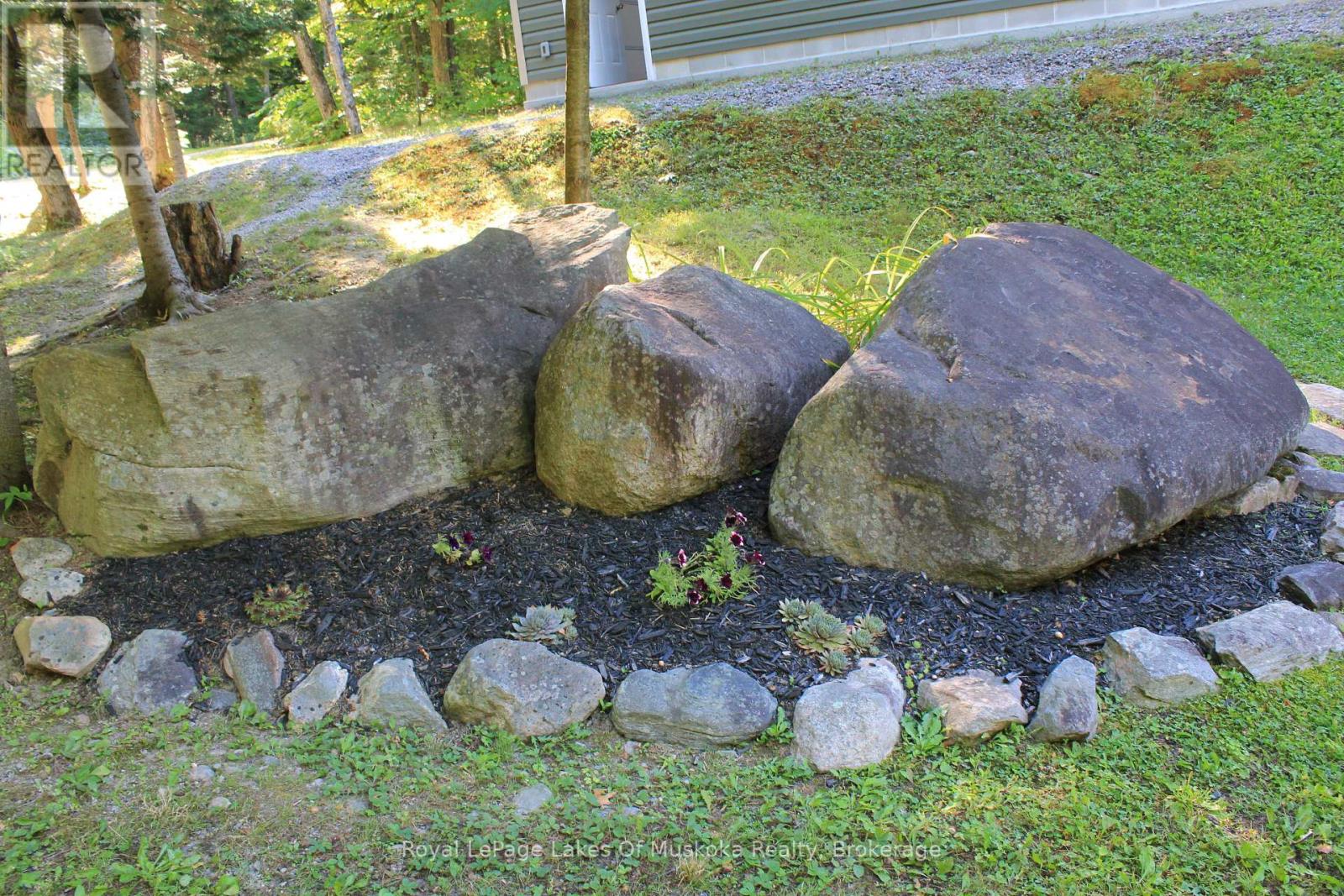 Photo 39 of 340 Wurm Road, Magnetawan ON