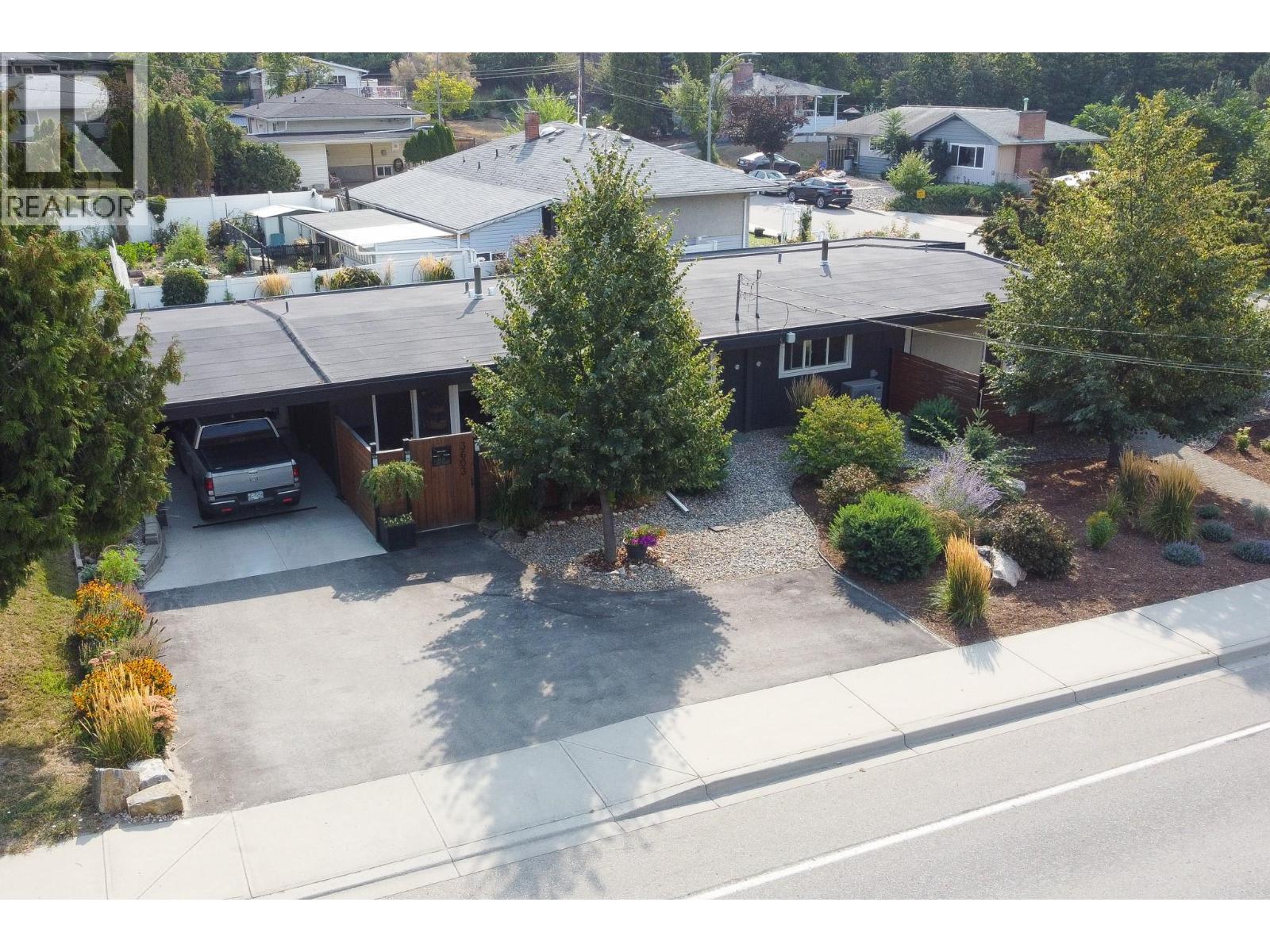 3601 Alexis Park Drive, Vernon