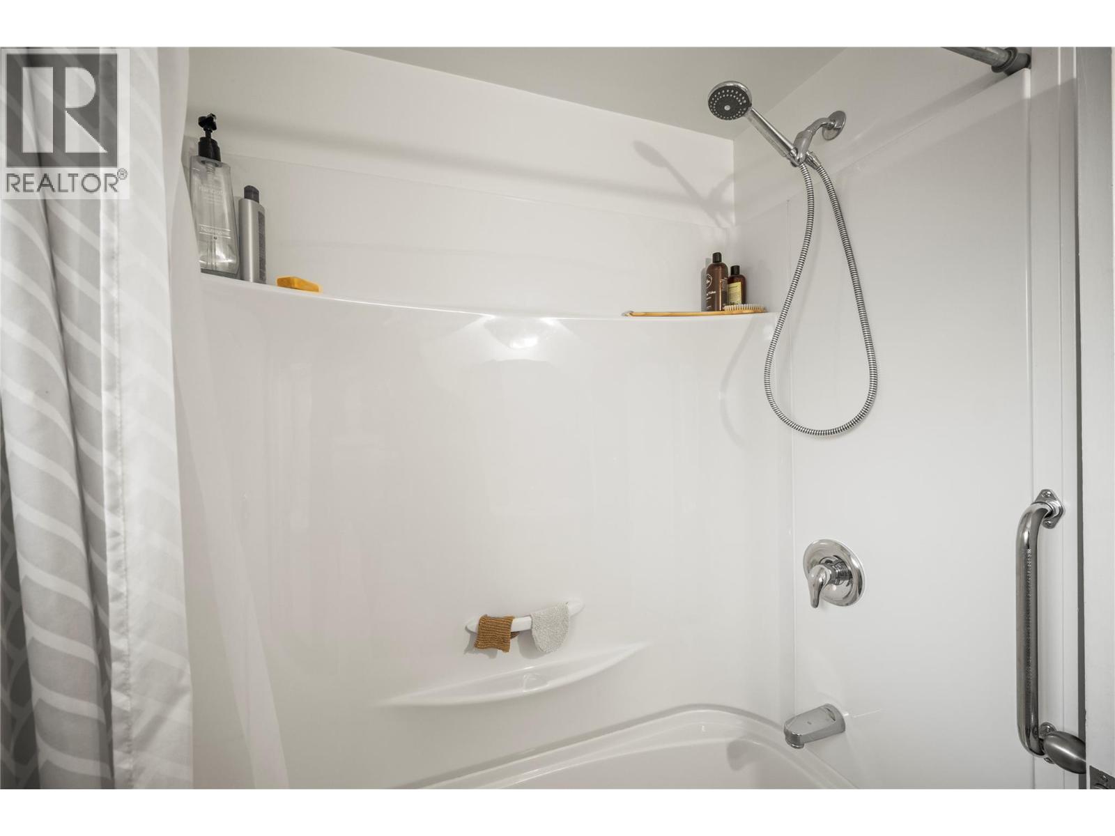 3601 Alexis Park Drive, Vernon