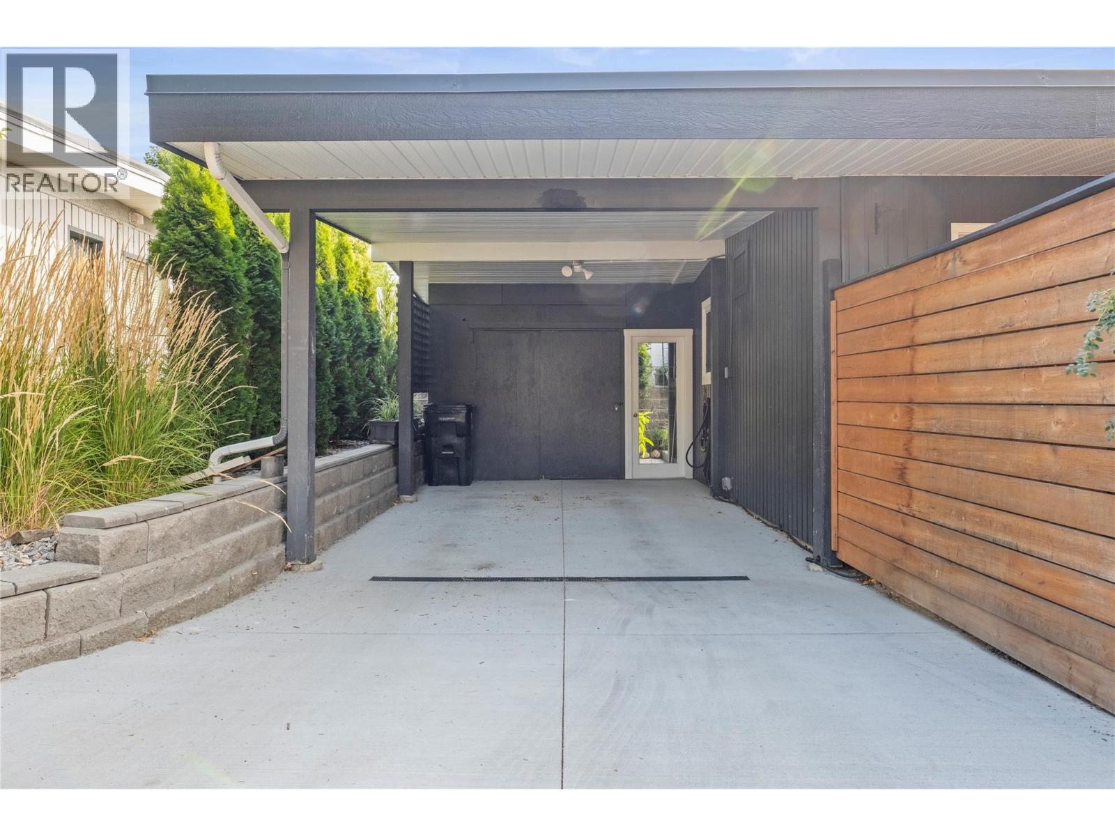 3601 Alexis Park Drive, Vernon
