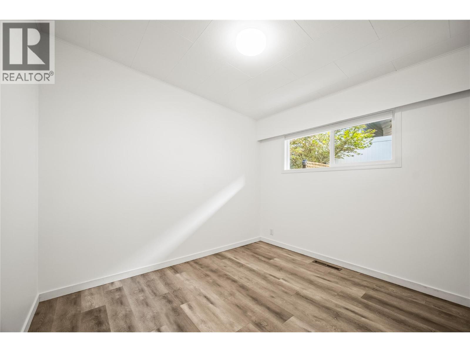 3601 Alexis Park Drive, Vernon