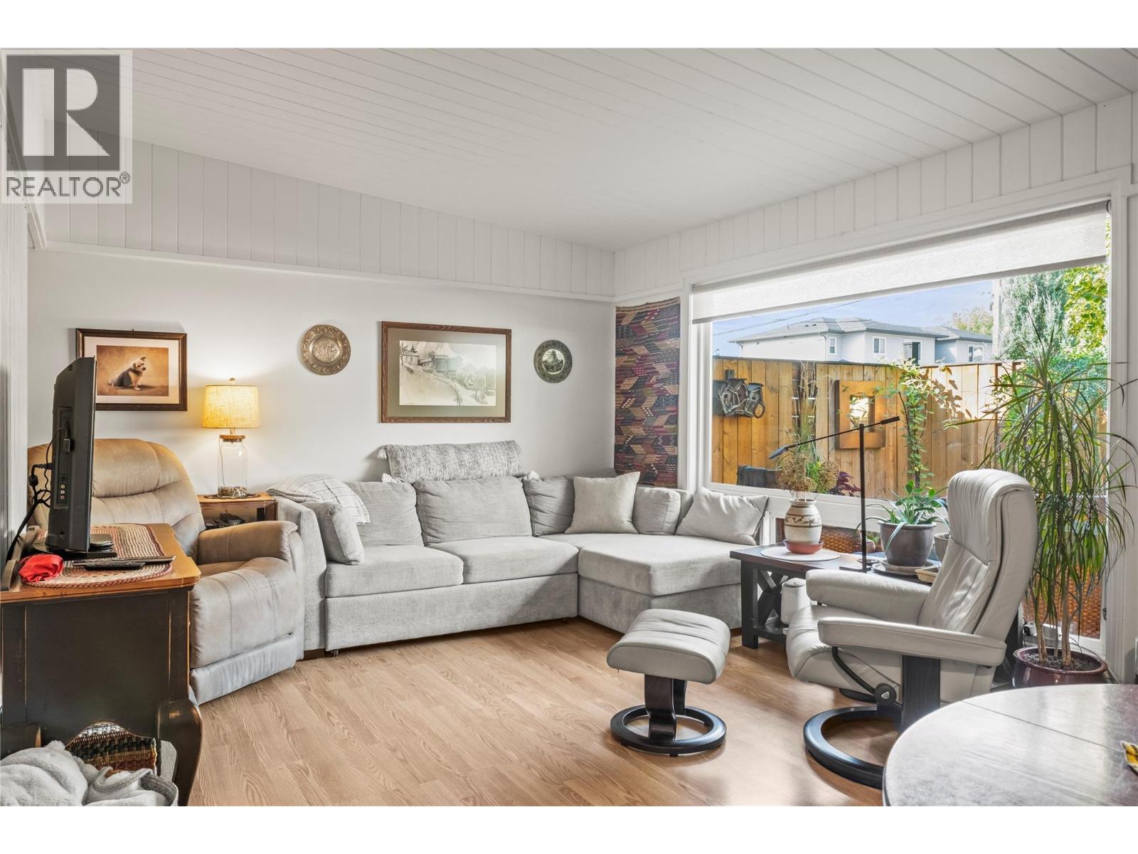 3601 Alexis Park Drive, Vernon