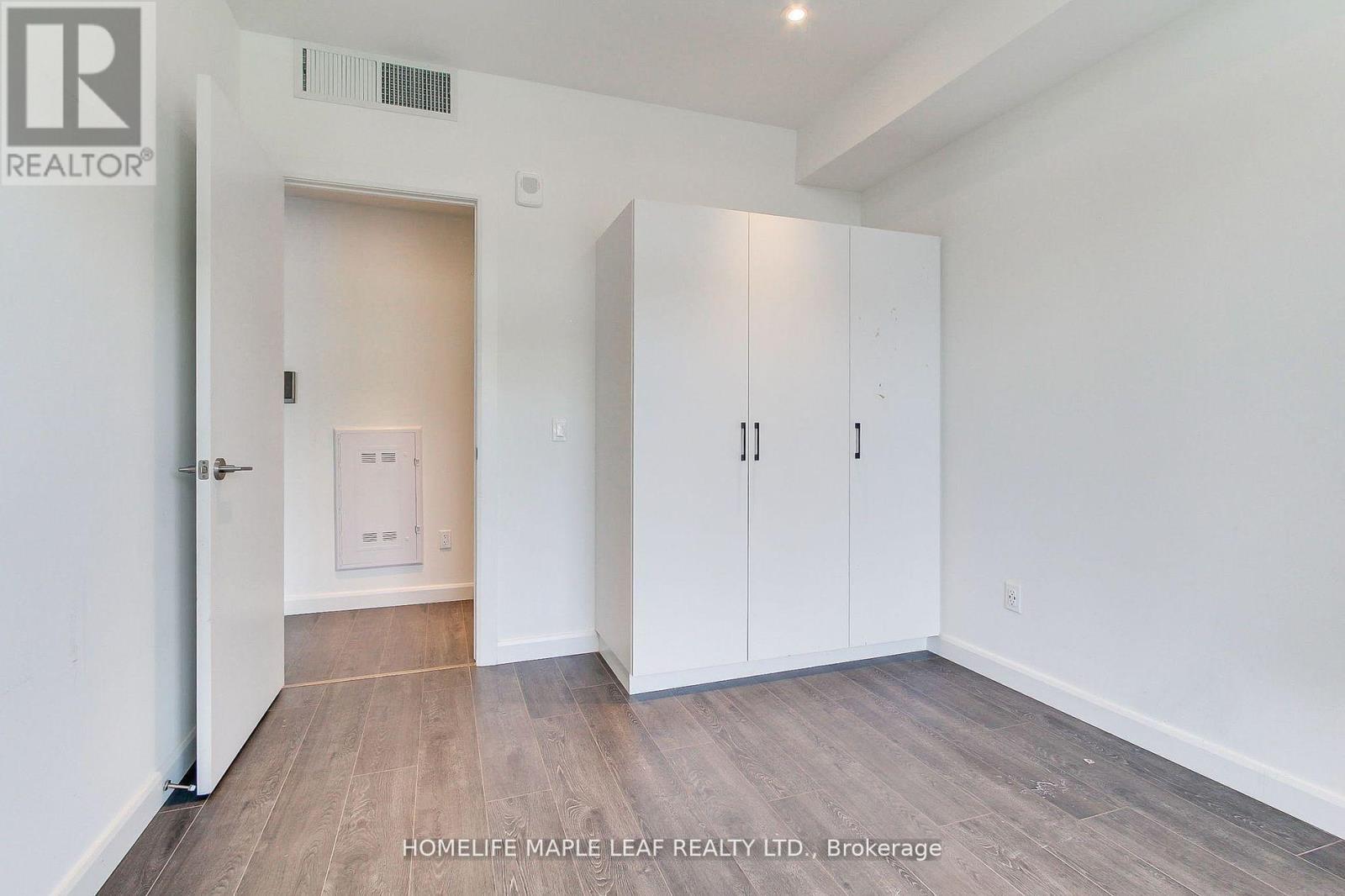 Photo 25 of 103 741 King Street W, Kitchener ON