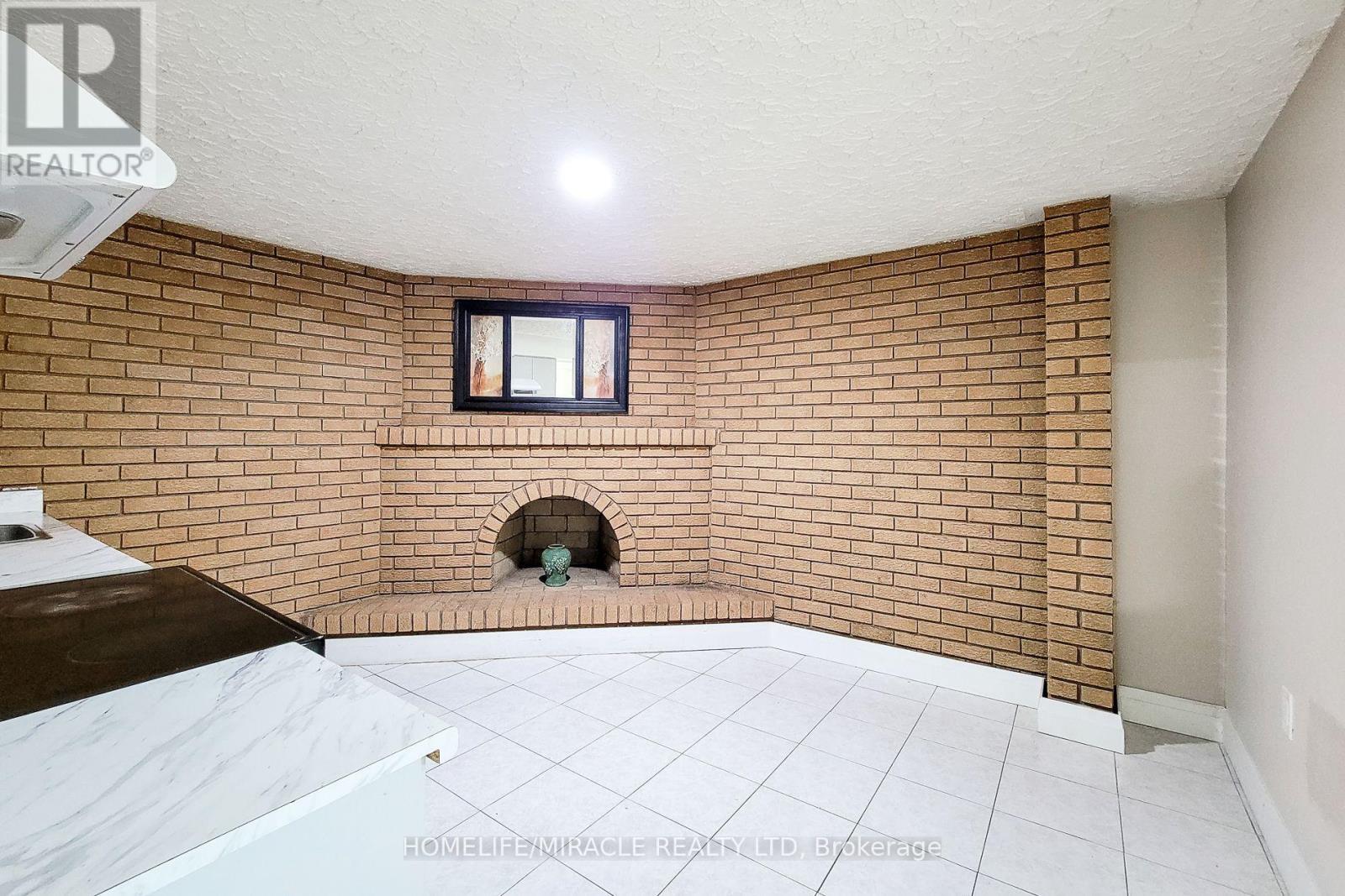 Photo 12 of 12 Maitland Avenue, Hamilton ON