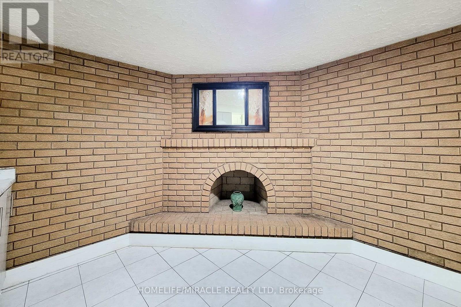 Photo 15 of 12 Maitland Avenue, Hamilton ON