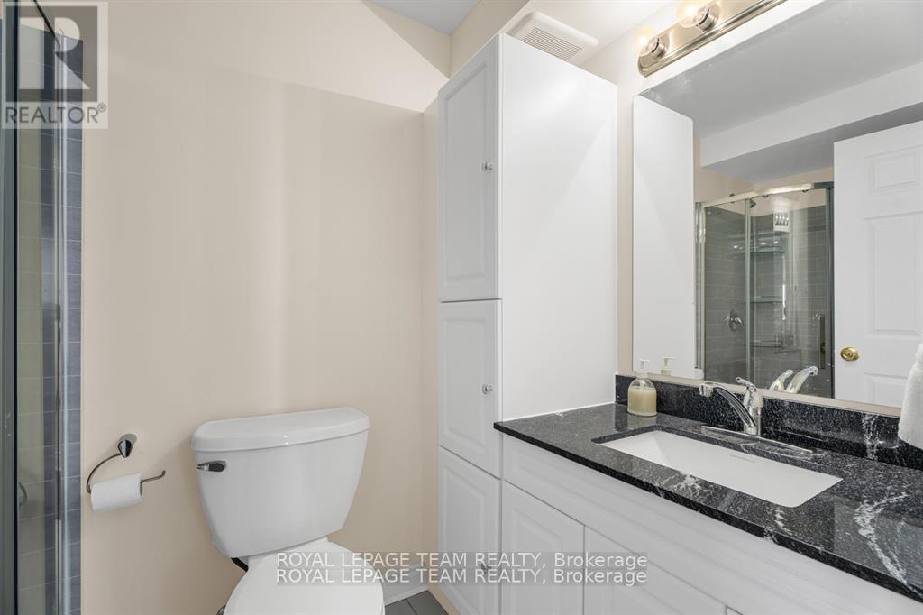 Photo 14 of 2004 415 Greenview Avenue, Ottawa ON