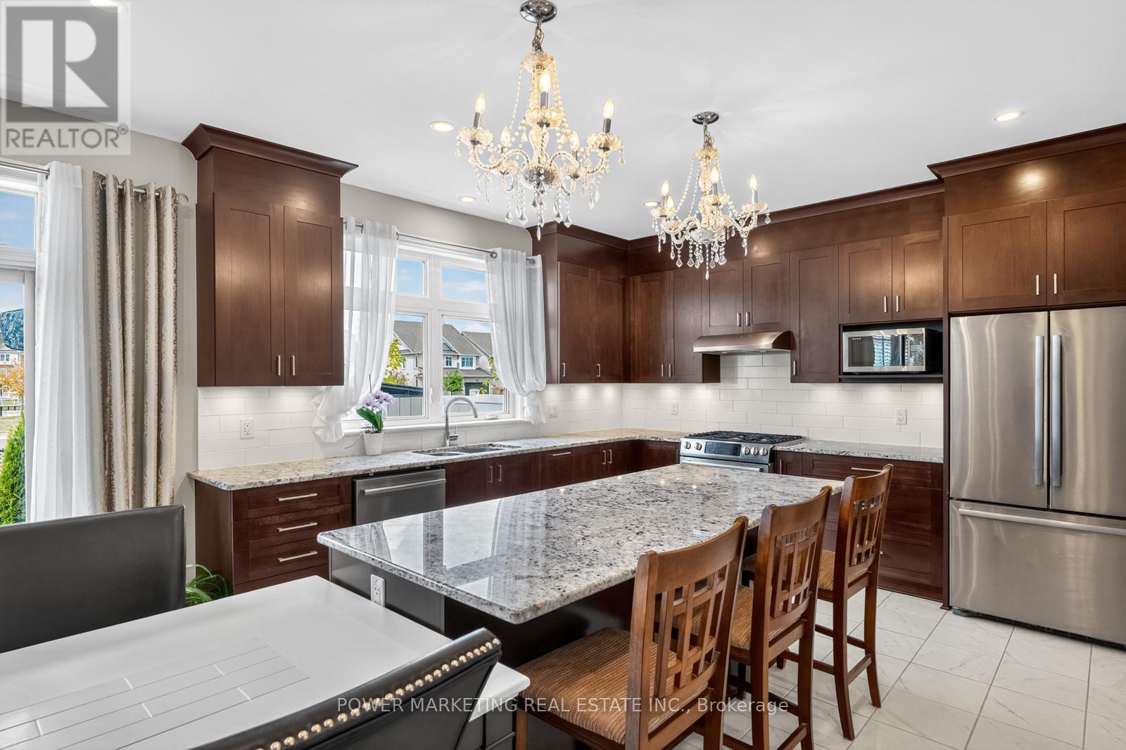 Photo 14 of 692 Egret Way, Ottawa ON
