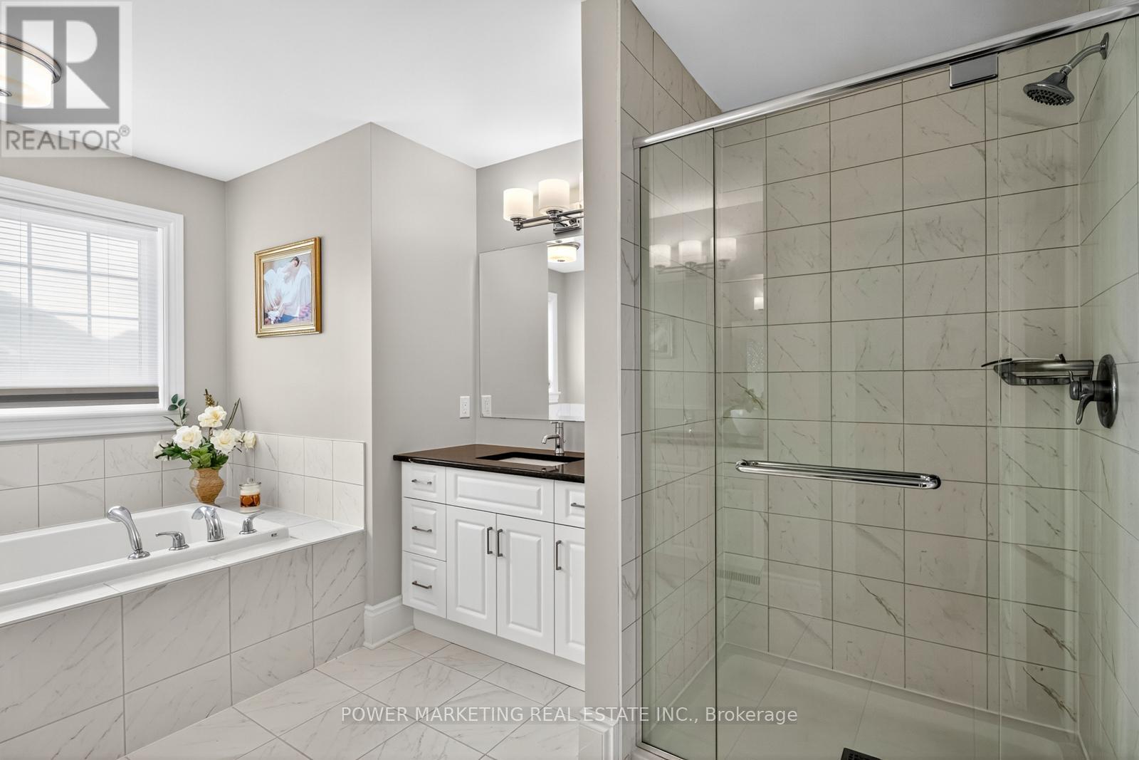 Photo 28 of 692 Egret Way, Ottawa ON