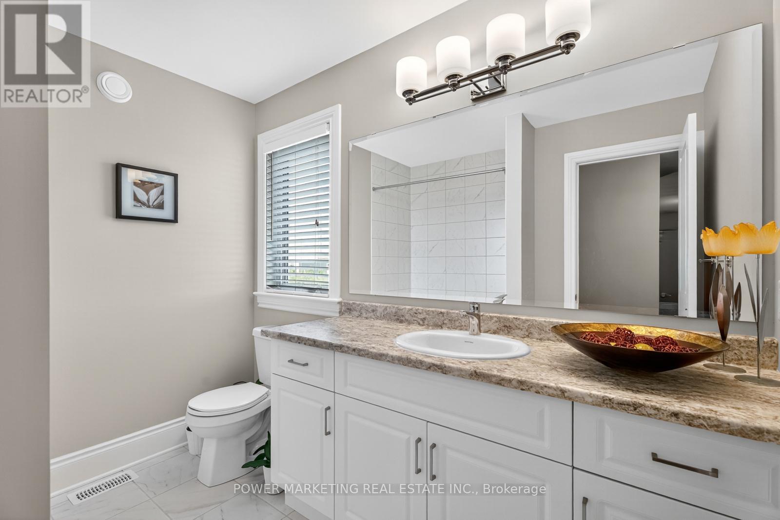 Photo 36 of 692 Egret Way, Ottawa ON