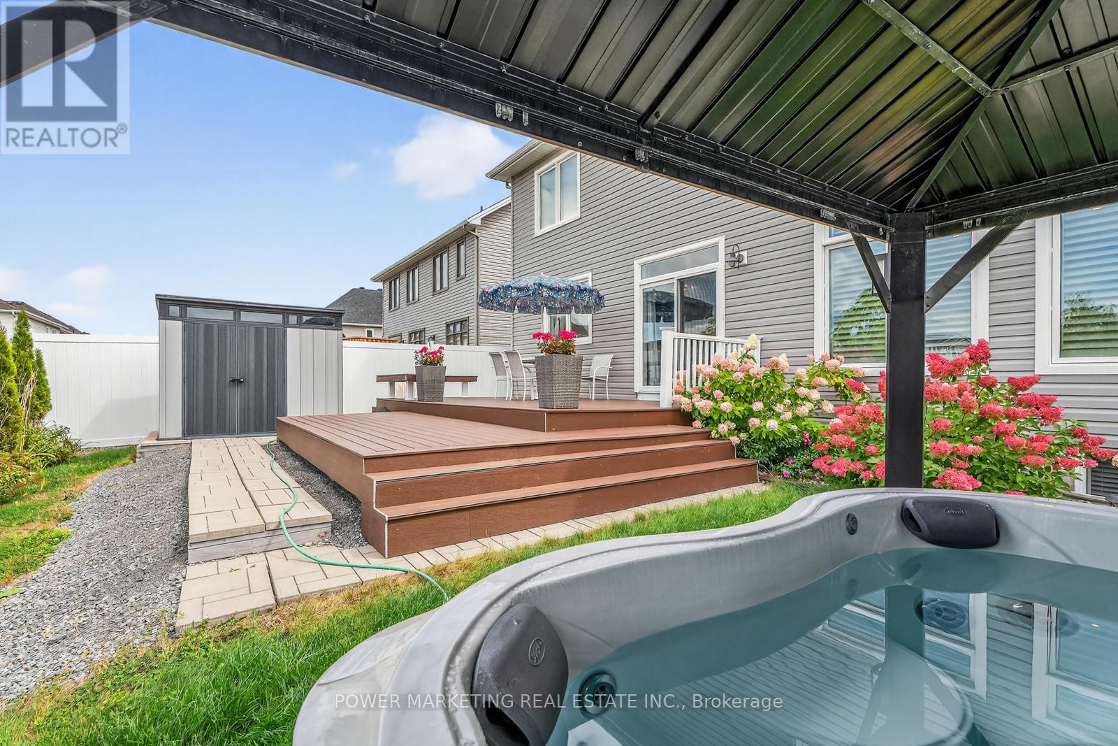 Photo 46 of 692 Egret Way, Ottawa ON