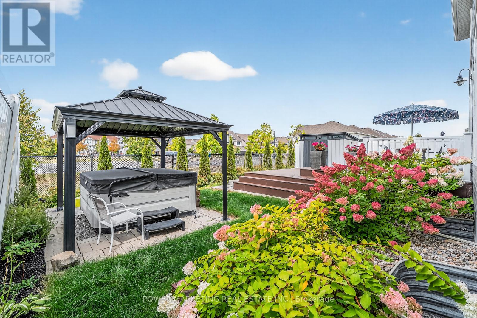 Photo 50 of 692 Egret Way, Ottawa ON