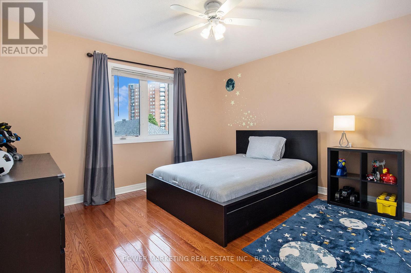 Photo 27 of 141 Finn Court, Ottawa ON