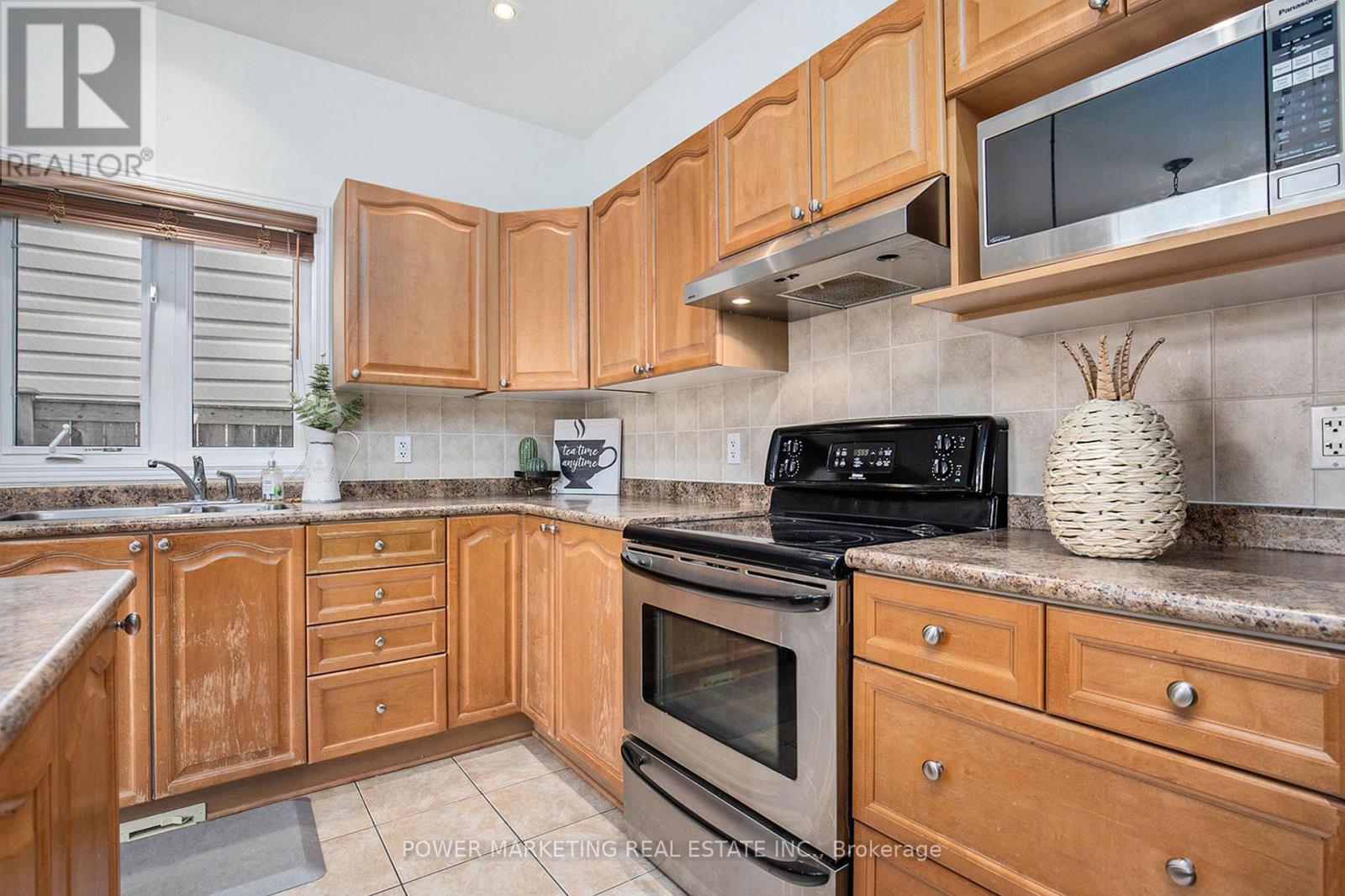 Photo 28 of 141 Finn Court, Ottawa ON