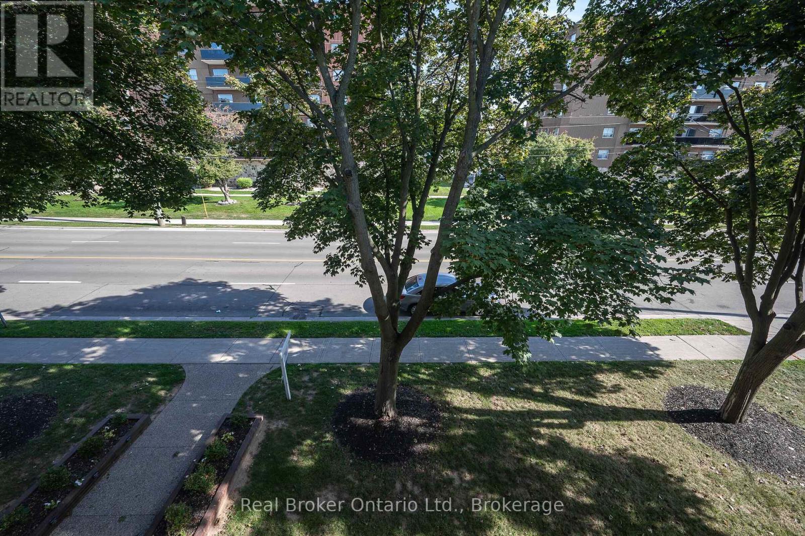 Photo 19 of 303 1212 Fennell Avenue E, Hamilton ON