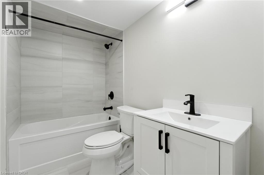 Photo 20 of 929 Upper Ottawa Street Unit B, Hamilton ON
